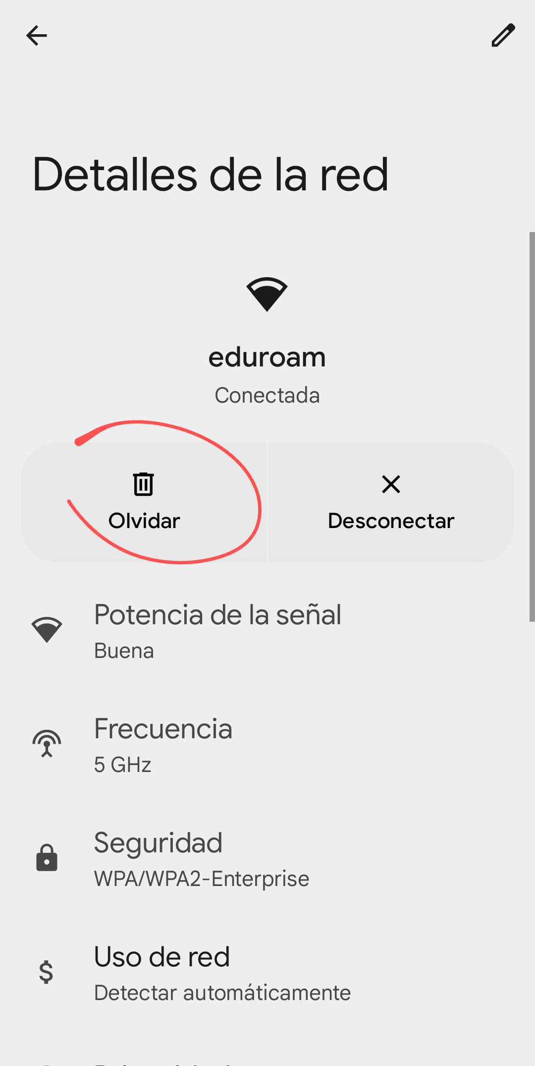 Configuración de una de las redes wifi con la opción "Olvidar" resaltada